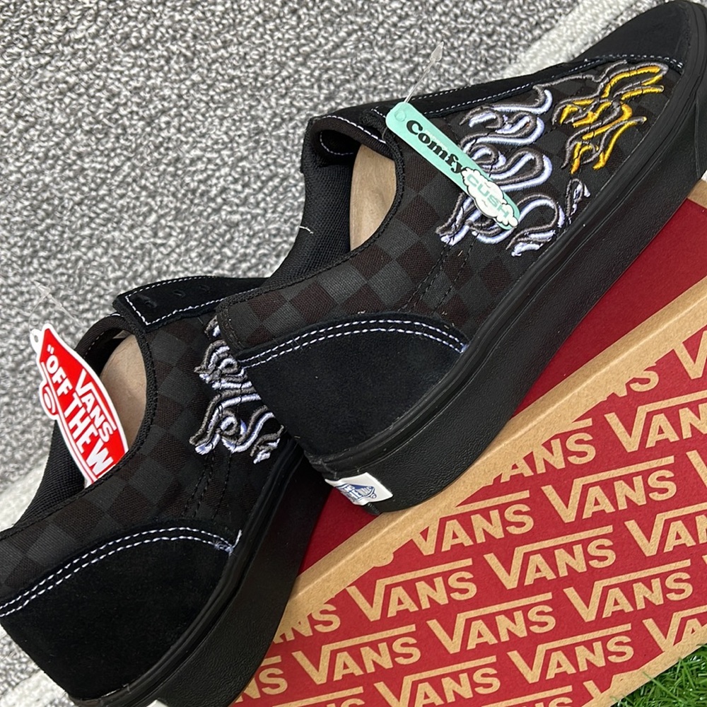 Vans Comfycush Ignition Black/Black Men’s sneakers - athletic shoes - Picture 15 of 16